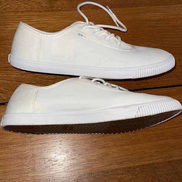 Toms Women’s Carmel Sneakers White - Picture 4 of 8